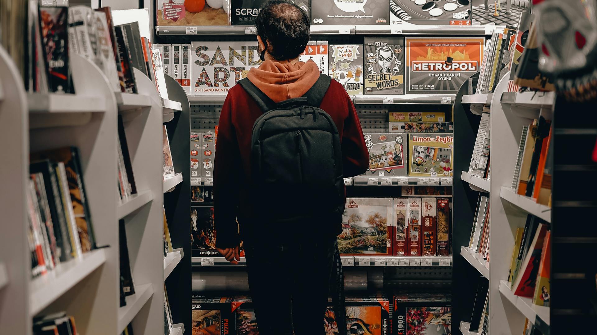 Board game store aisle - B2B wholesale