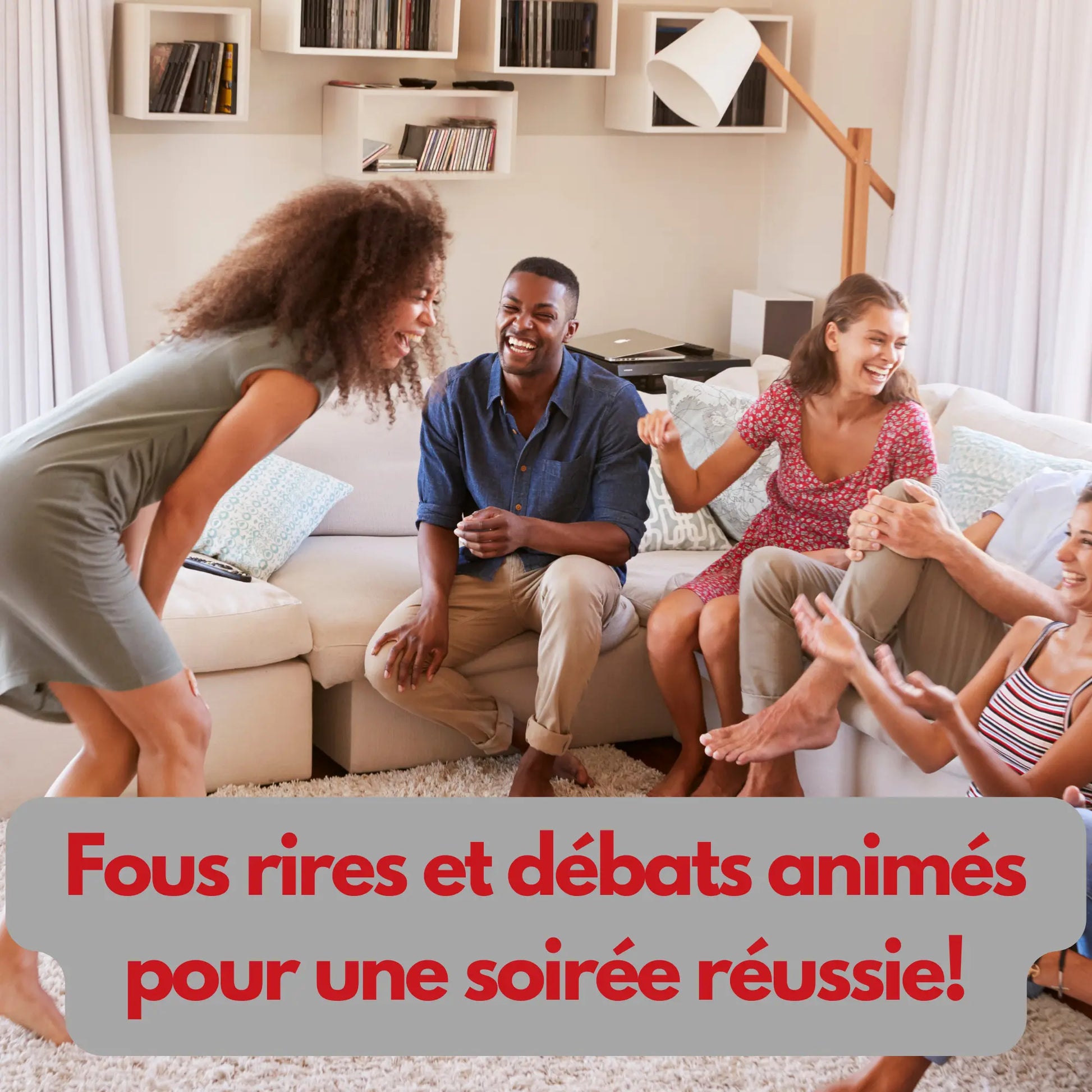 Des amis heureux en train de jouer